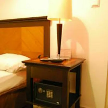 Litovoi Hostel
