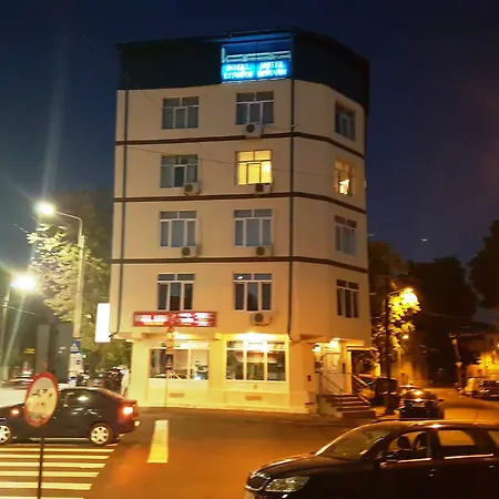Litovoi Hostel *
